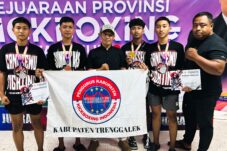 Atlet Kickboxing Trenggalek Sabet Empat Medali di Kejurprov